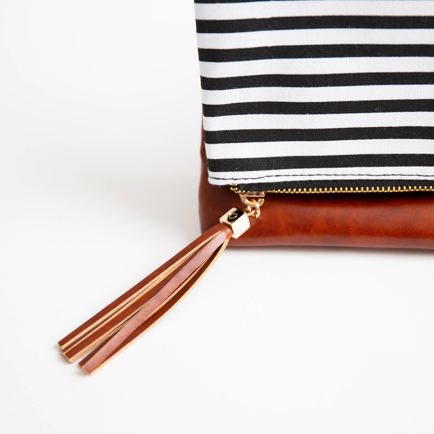 FoldOver ClutchClassic Black/White stripe