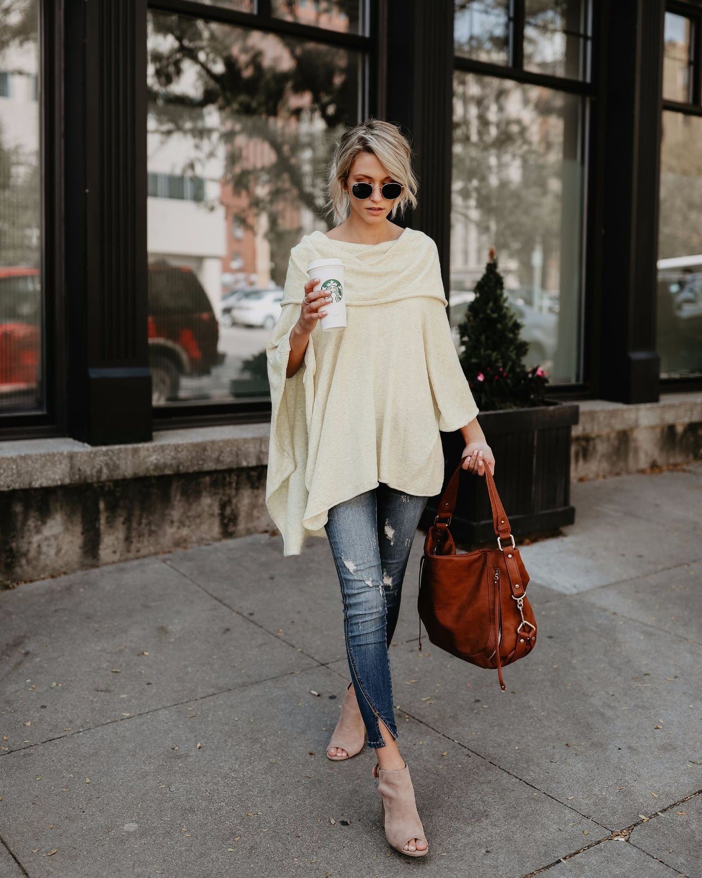 Ladies Off-the-shoulder top T-shirt