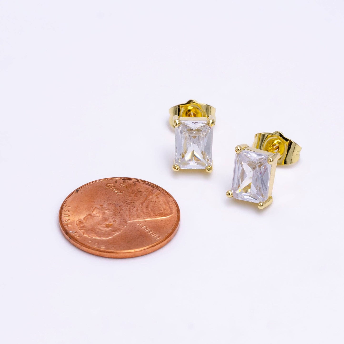14K Gold Filled 8.3mm Clear Baguette CZ Stud Earrings | AE1014