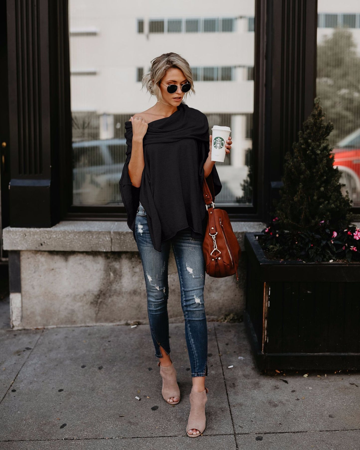 Ladies Off-the-shoulder top T-shirt