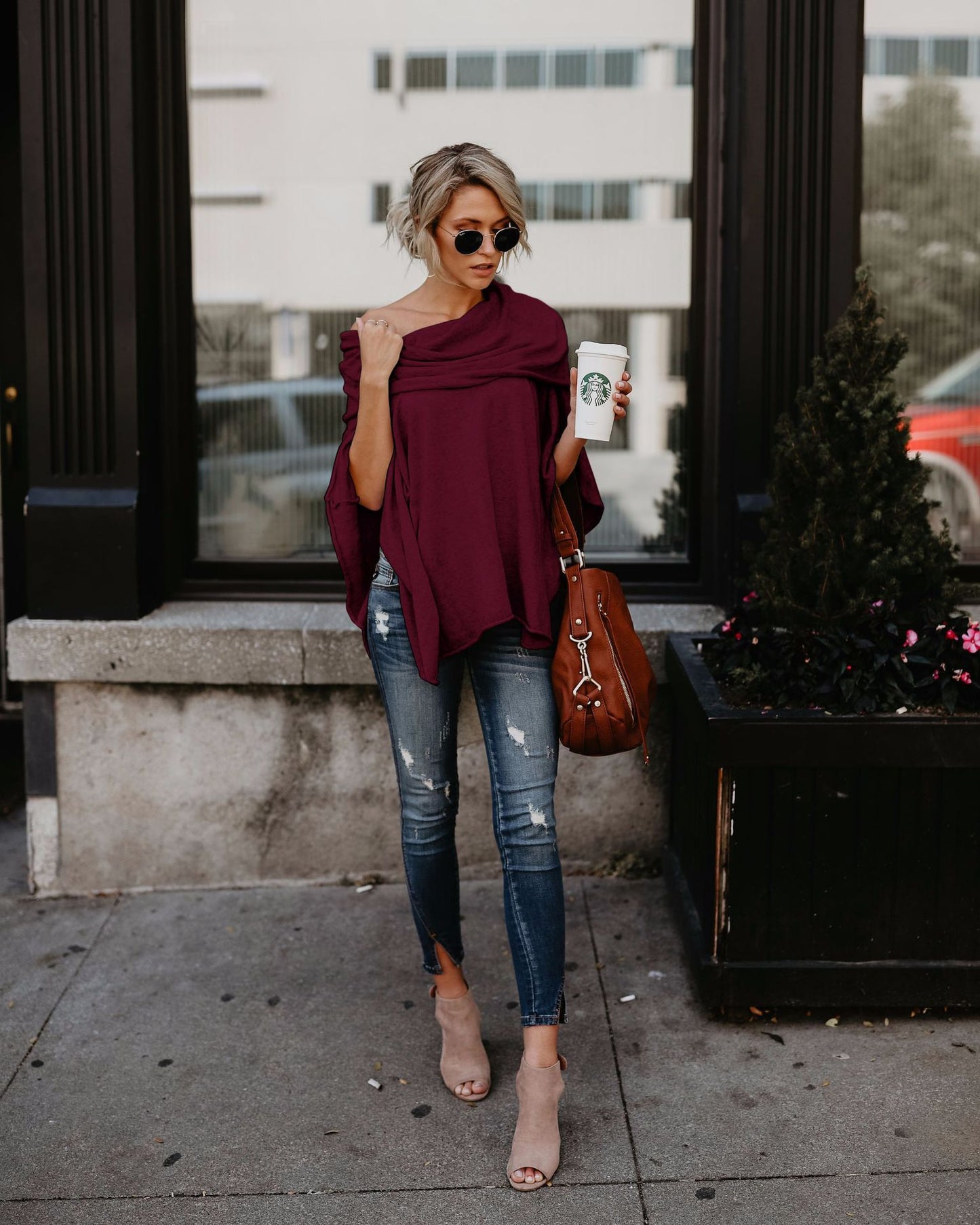 Ladies Off-the-shoulder top T-shirt