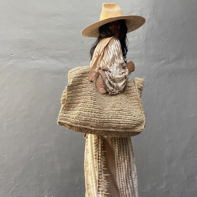 Seaside Resort Straw Braided Package Oversized Beach Bag