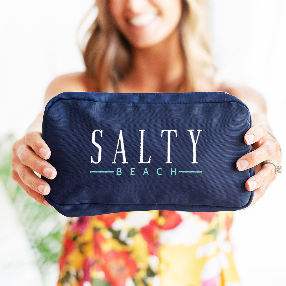 Salty Beach Logan Accessory Bag