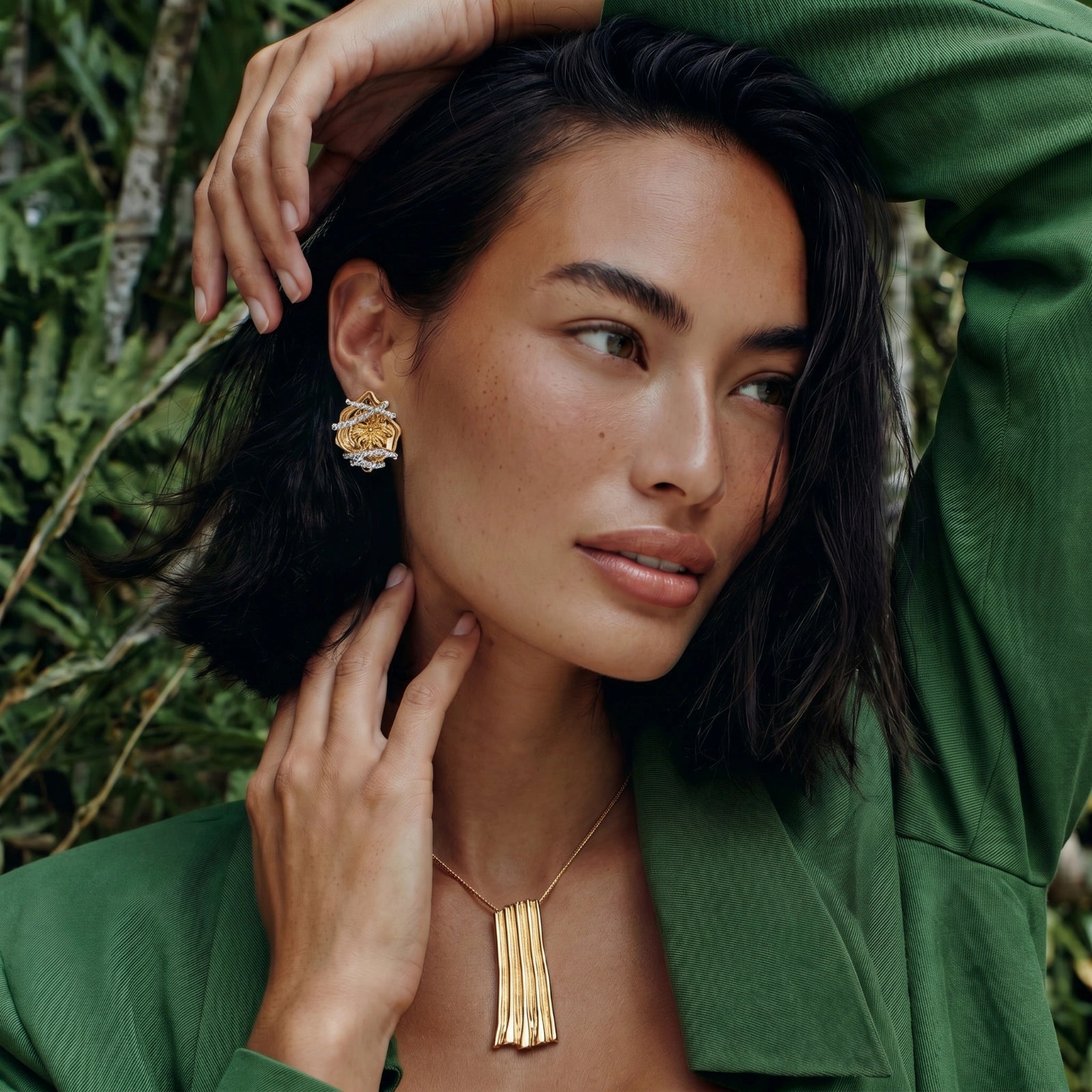 Linear Edge Necklace