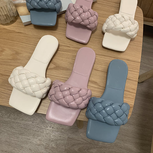 Women's Flat Sandals