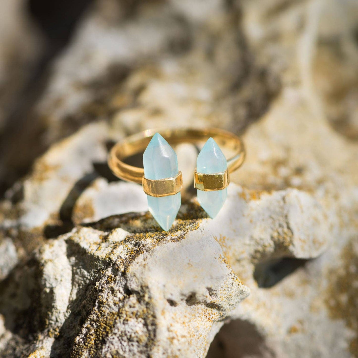 14 Karat Gold Plated Pencil Cut Aqua Chalcedony Split Ring: 8