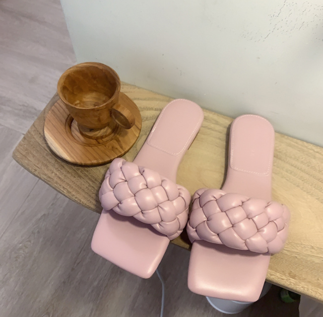 Women's Flat Sandals