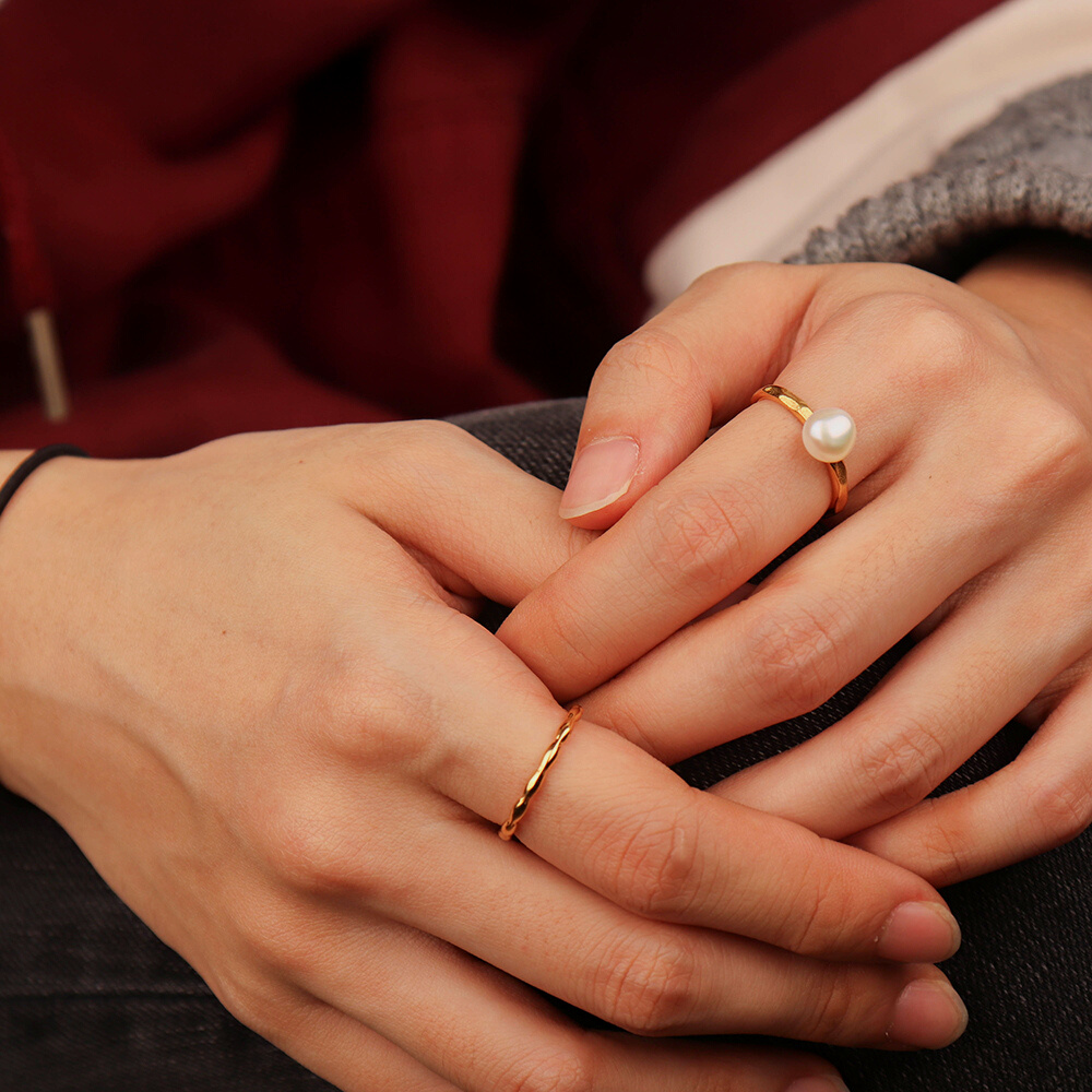 ISABELLE DANEL GOLD RING