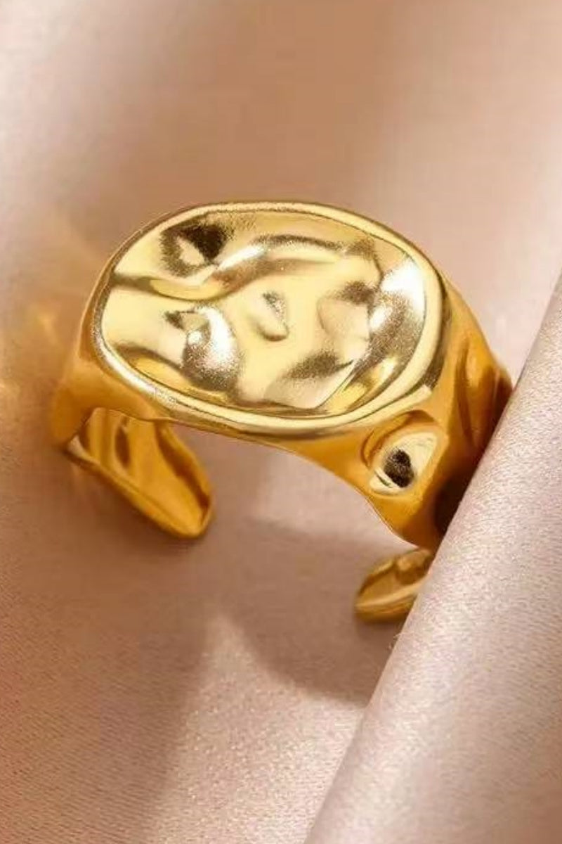 Architectural Knuckle Ring – Minimalist Open-Band Design ✨⛓️