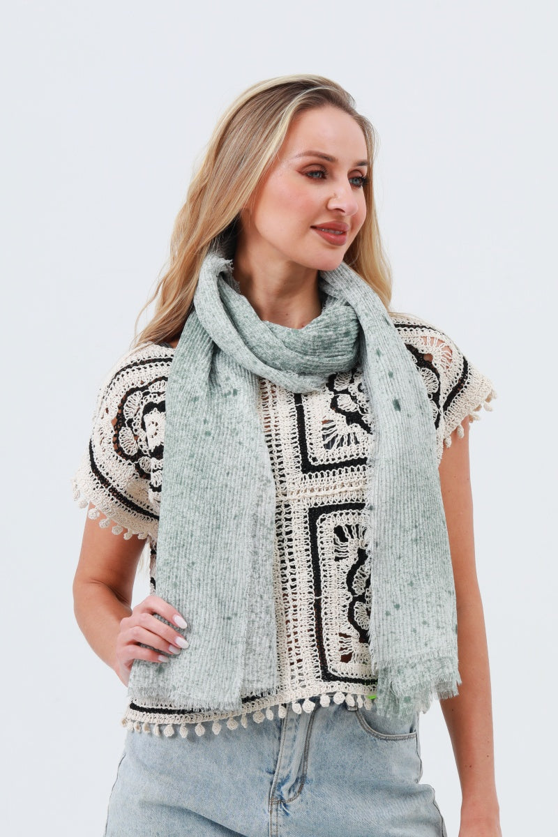 Tie-Dye Ribbed Oblong Scarf – Fringed & Artistic Wrap 🎨🧣