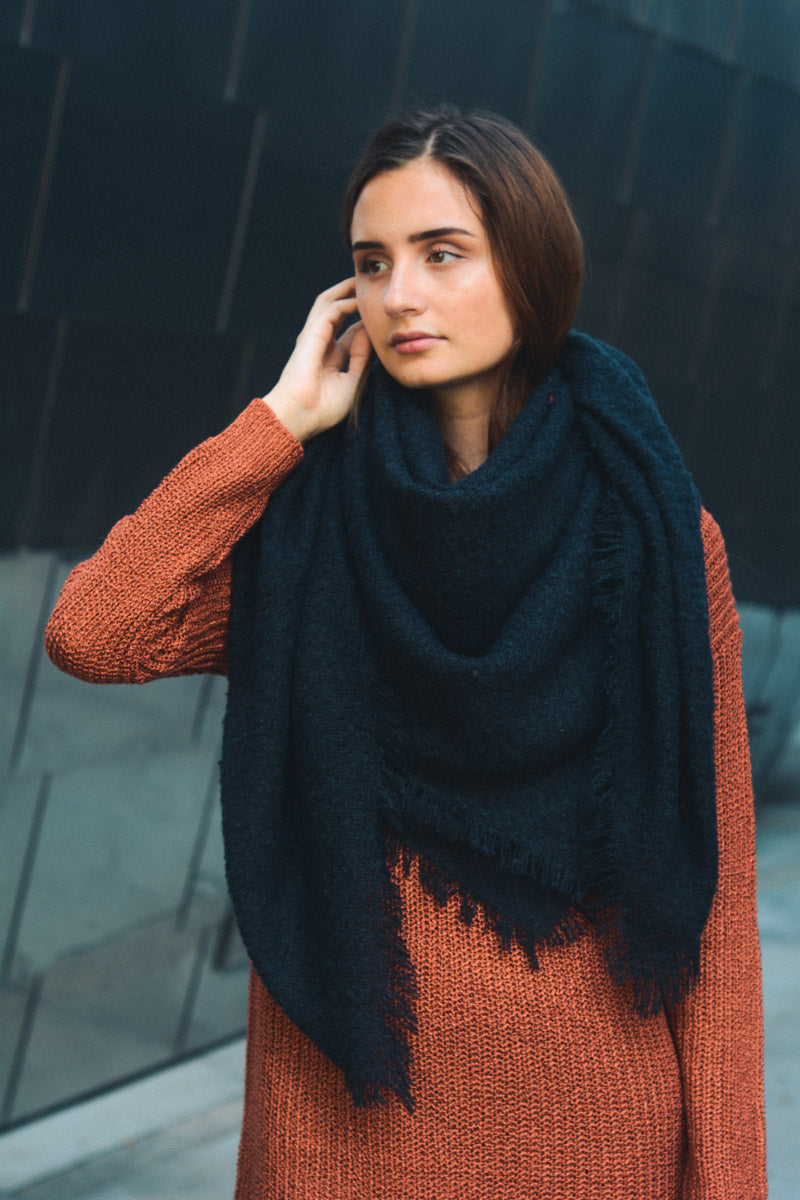 Plush Mohair Square Scarf – Snug & Chic Winter Wrap ☁️❄️