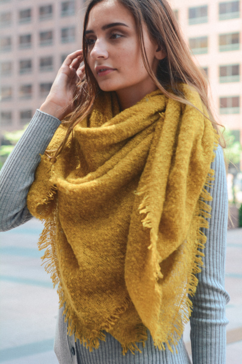 Plush Mohair Square Scarf – Snug & Chic Winter Wrap ☁️❄️