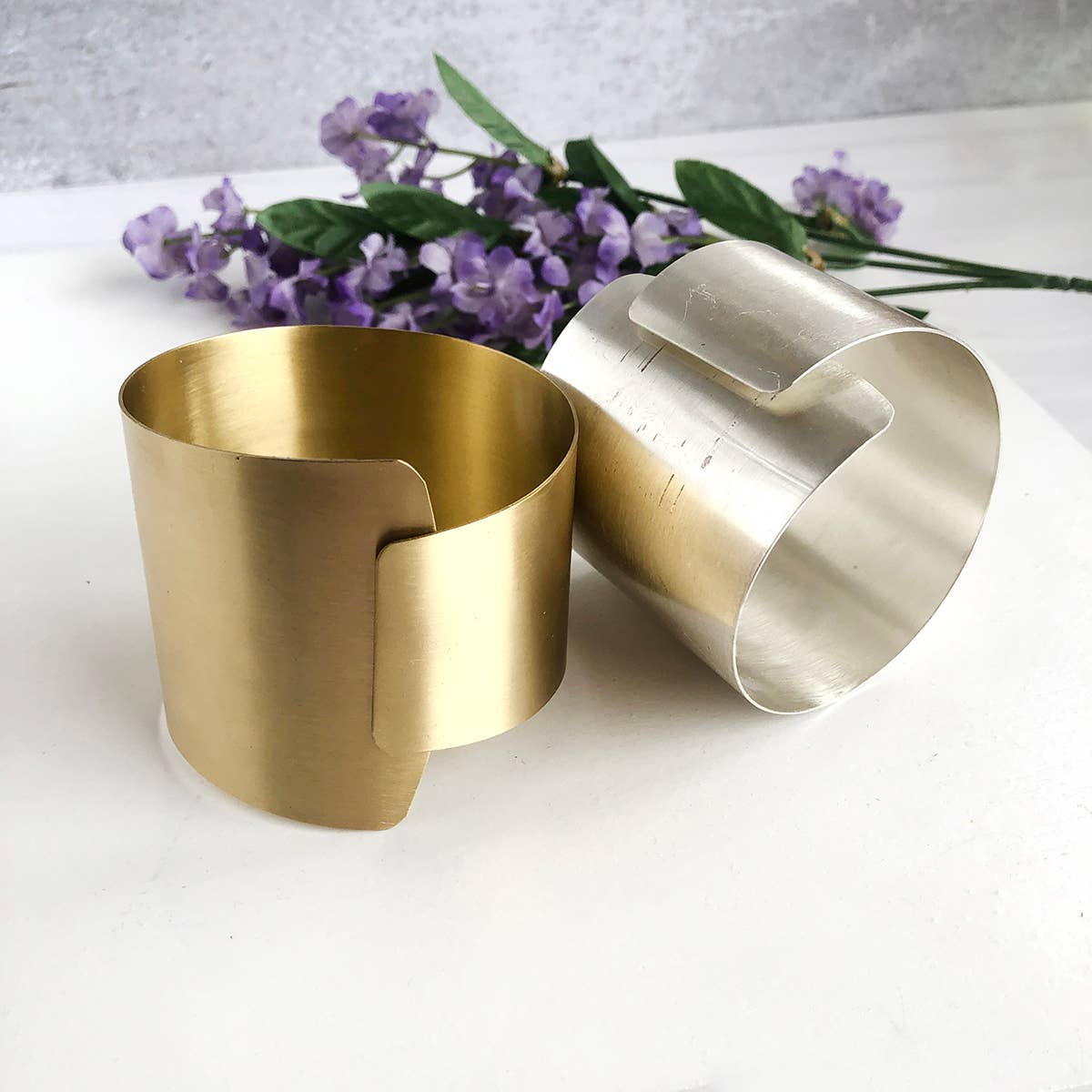 Embracing Cuff - Gold