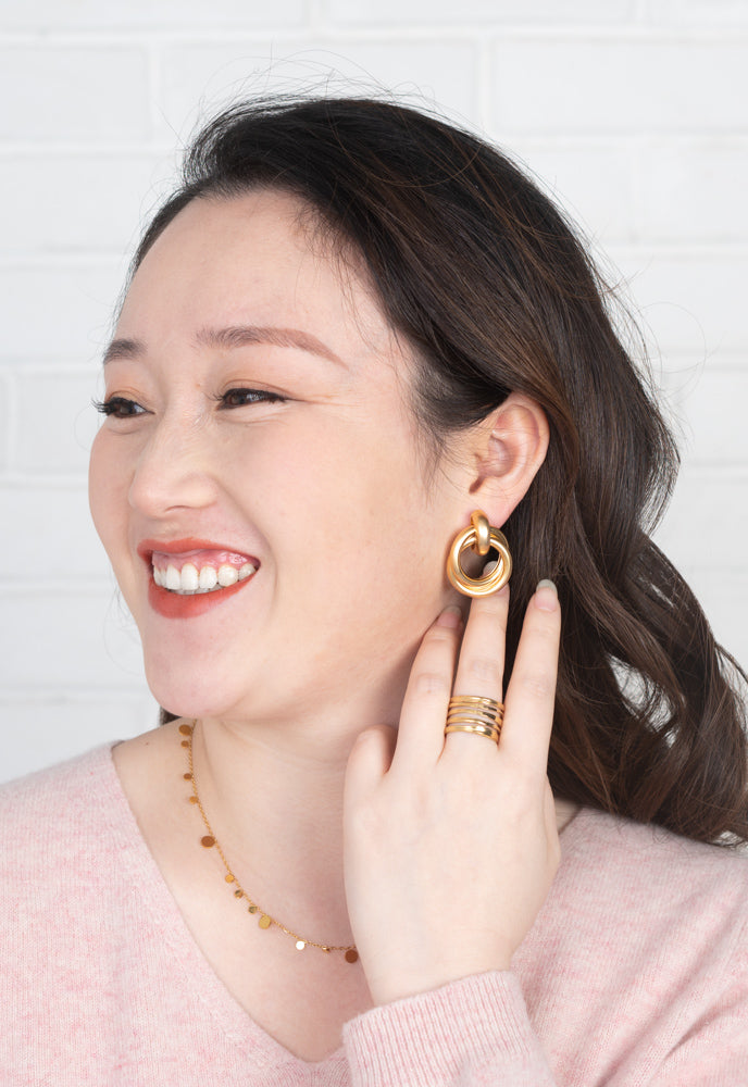Shared Path Ring in Gold